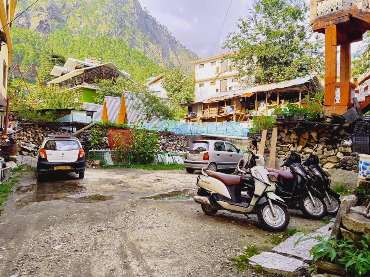 Hotel Purnima Riverside Kasol Exteriér fotografie
