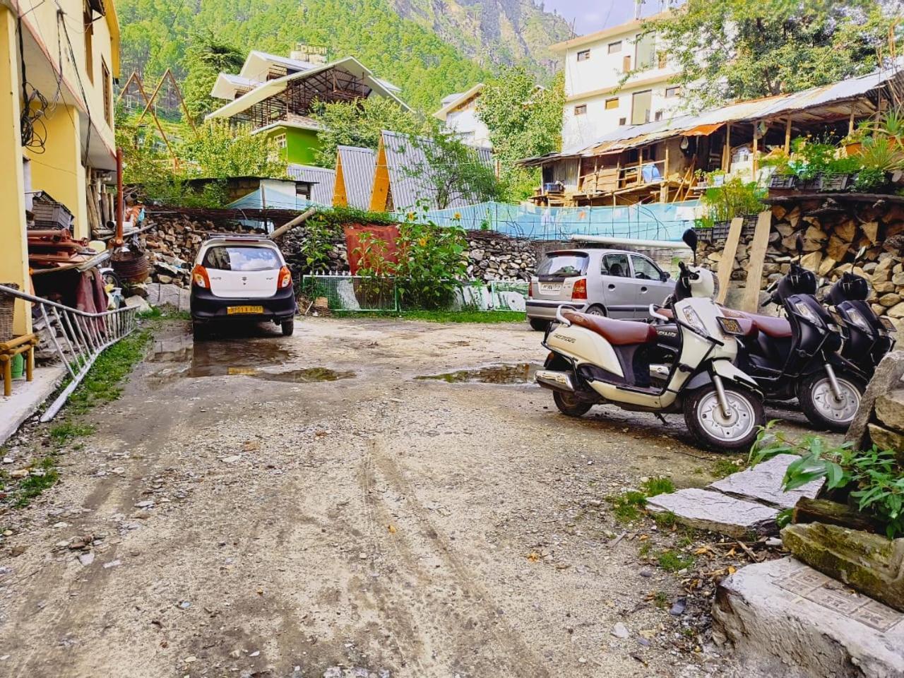 Hotel Purnima Riverside Kasol Exteriér fotografie